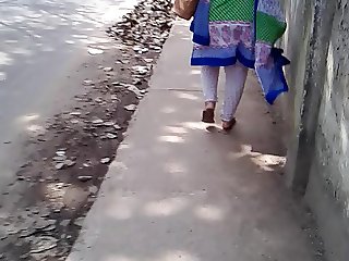Bangla ass on street